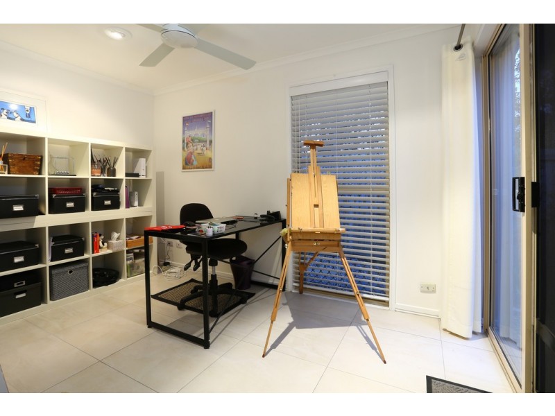 137 Camberwell Circuit, Robina QLD 4226