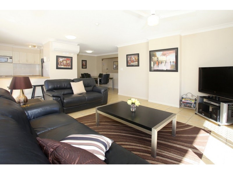 8 ‘Capricornia’ 121 Surf Parade, Broadbeach QLD 4218