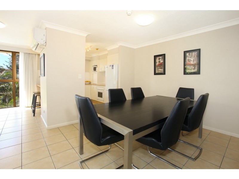 8 ‘Capricornia’ 121 Surf Parade, Broadbeach QLD 4218