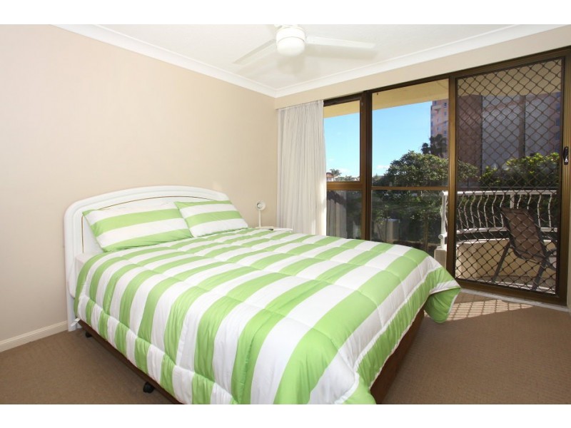 8 ‘Capricornia’ 121 Surf Parade, Broadbeach QLD 4218