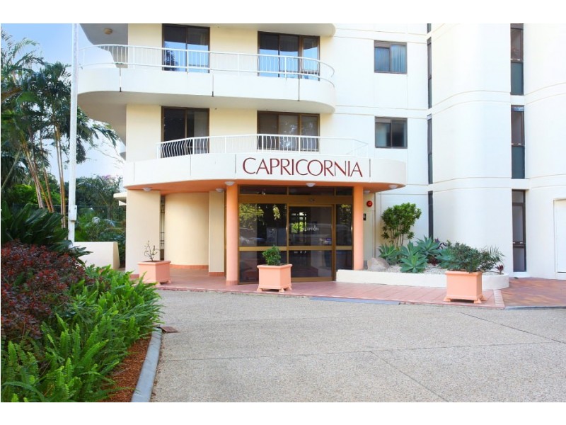 8 ‘Capricornia’ 121 Surf Parade, Broadbeach QLD 4218