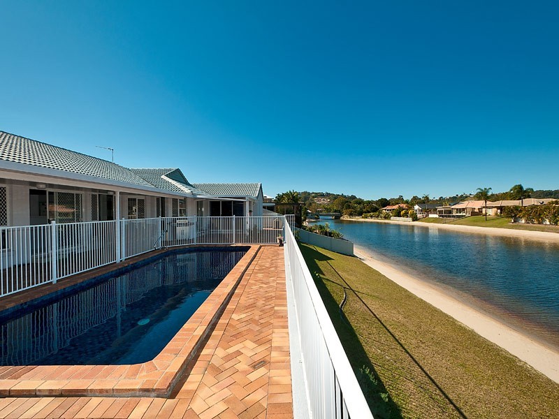 47 Pintail Crescent, Burleigh Waters QLD 4220