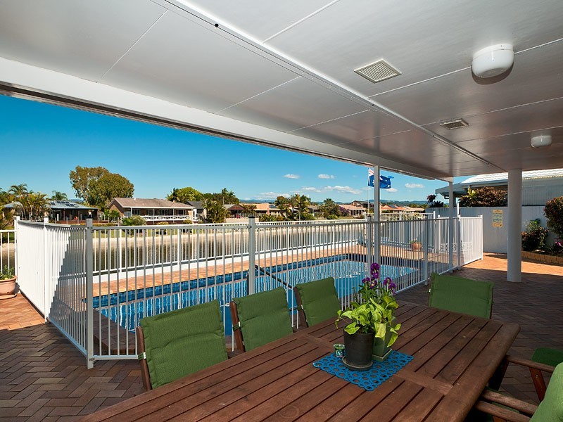 47 Pintail Crescent, Burleigh Waters QLD 4220