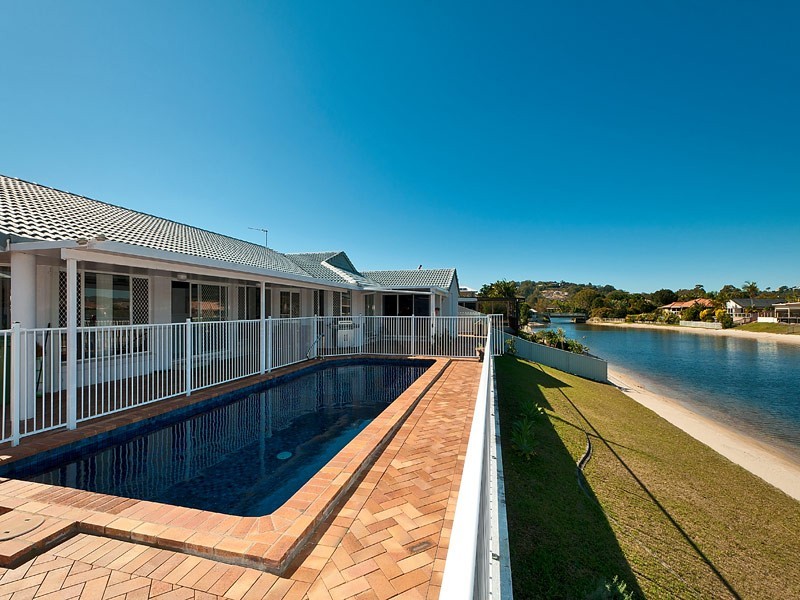 47 Pintail Crescent, Burleigh Waters QLD 4220