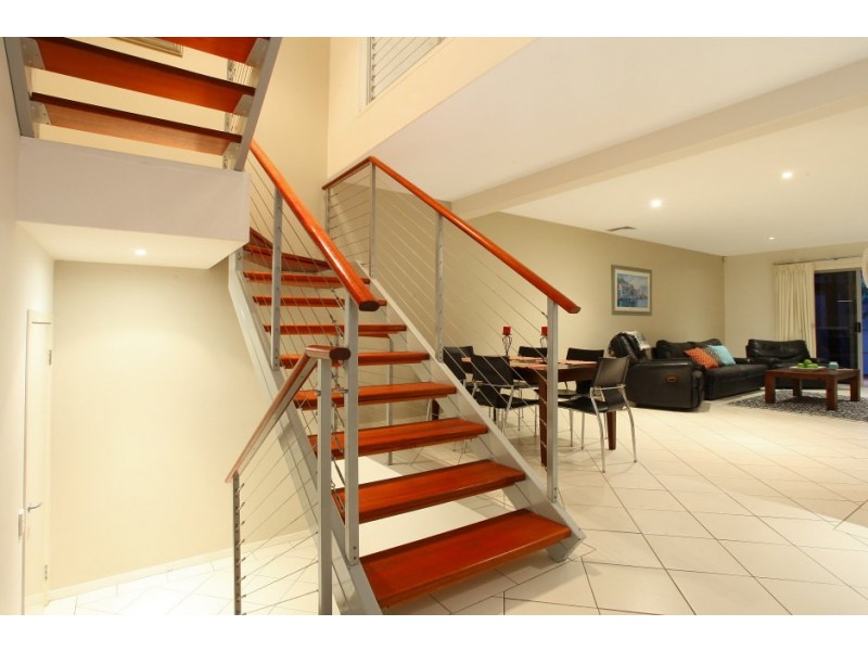 30 Peninsular Drive, Surfers Paradise QLD 4217