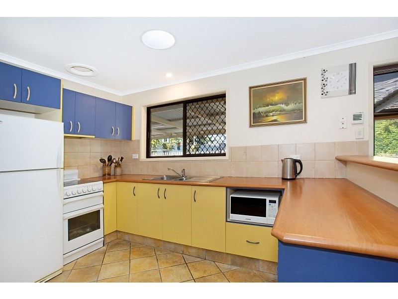 5 Splice Street, Mermaid Waters QLD 4218