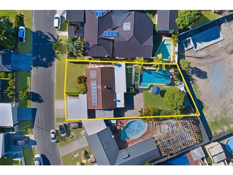 5 Splice Street, Mermaid Waters QLD 4218