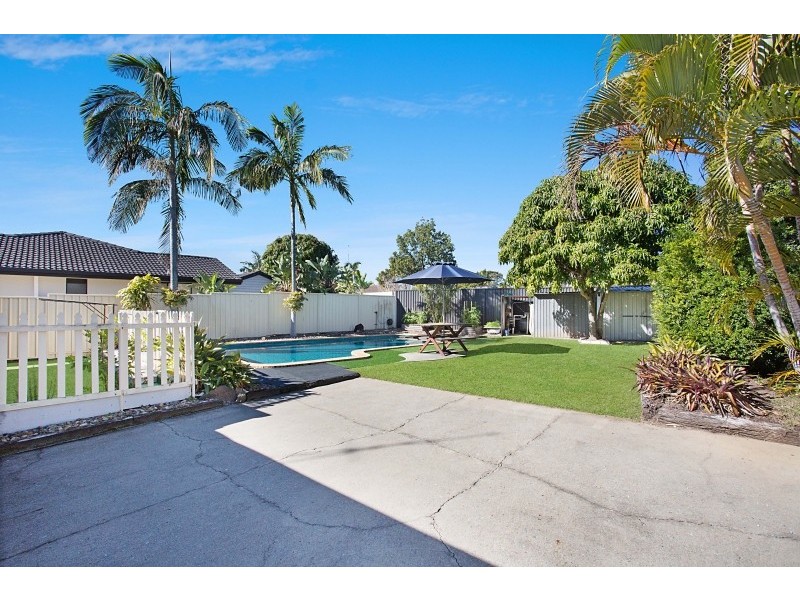 5 Splice Street, Mermaid Waters QLD 4218