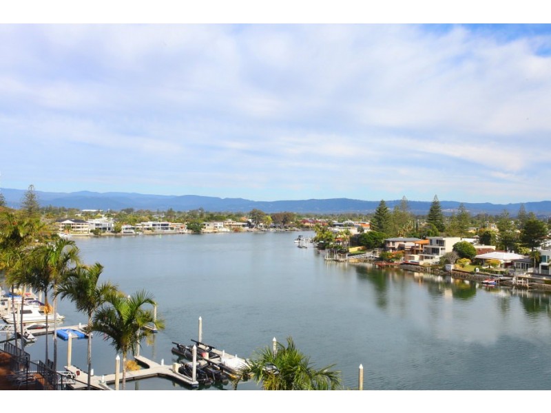 17 ‘ Florida’ 2916 Gold Coast Highway, Surfers Paradise QLD 4217