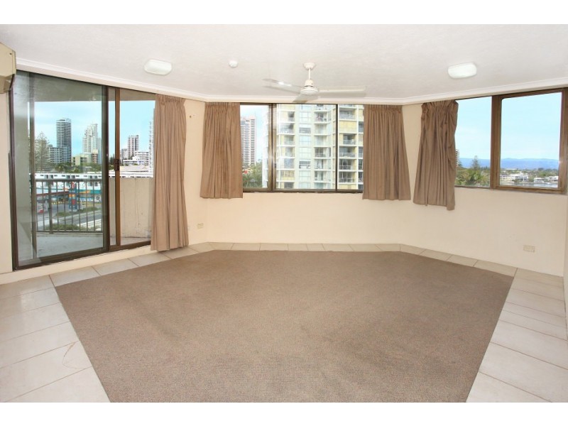 17 ‘ Florida’ 2916 Gold Coast Highway, Surfers Paradise QLD 4217