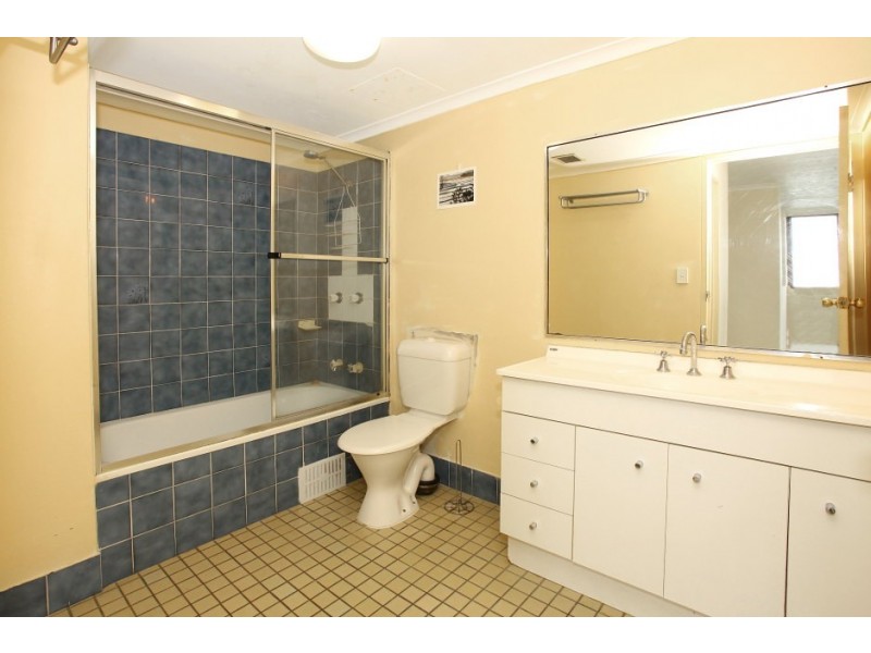 17 ‘ Florida’ 2916 Gold Coast Highway, Surfers Paradise QLD 4217