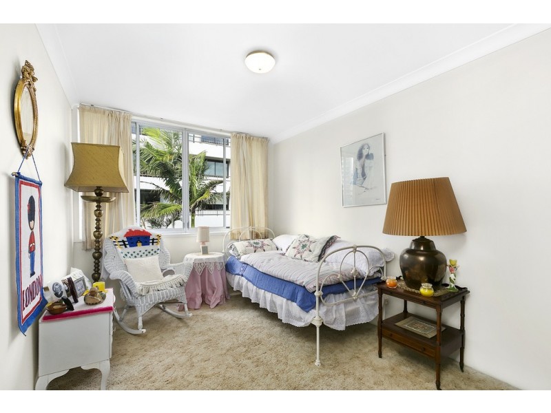 9/26 Aubrey Street, Surfers Paradise QLD 4217