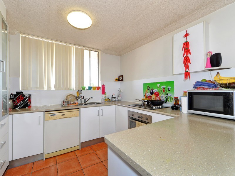 9/11 Watson Esplanade, Surfers Paradise QLD 4217