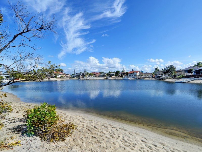 9/11 Watson Esplanade, Surfers Paradise QLD 4217