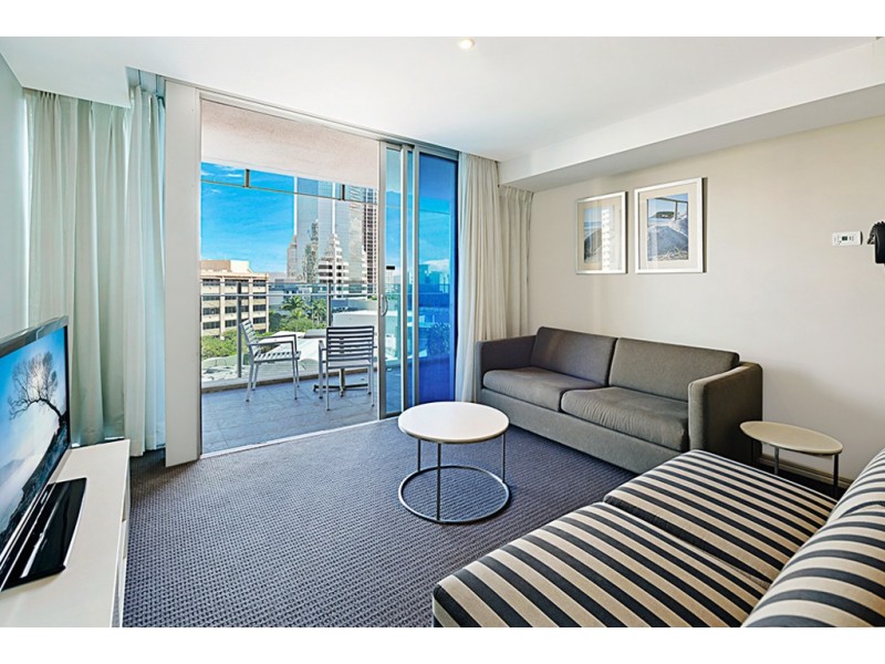 10406 ‘Hilton’ 3113 Surfers Paradise Boulevard, Surfers Paradise QLD 4217