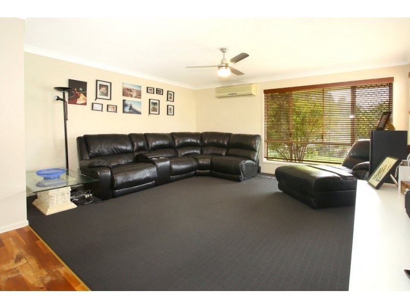 1 Springvale Street, Robina QLD 4226