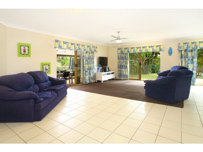 1 Springvale Street, Robina QLD 4226