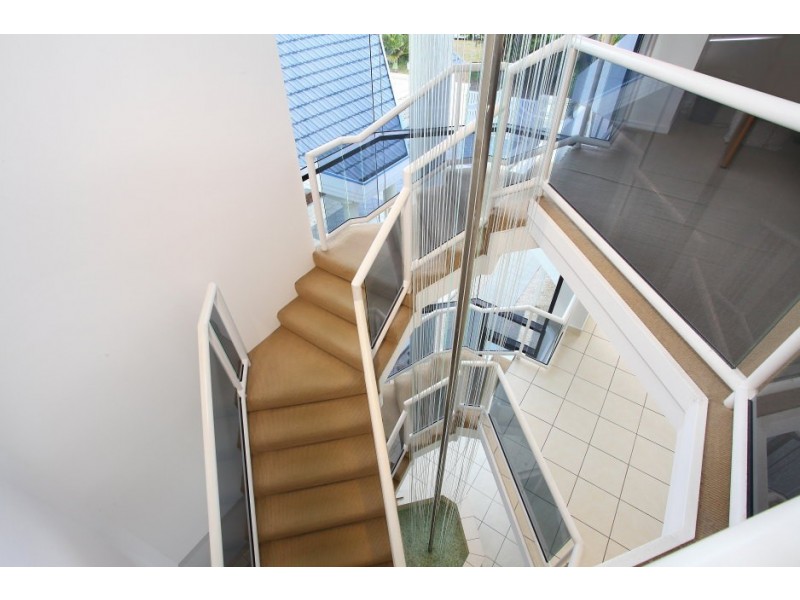 63 Jefferson Lane, Palm Beach QLD 4221