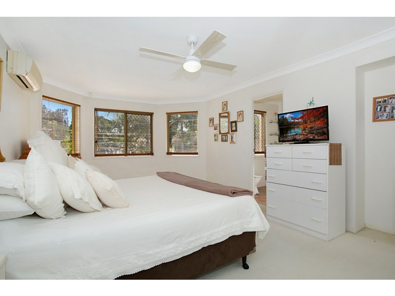 19 Lanai Drive, Burleigh Waters QLD 4220