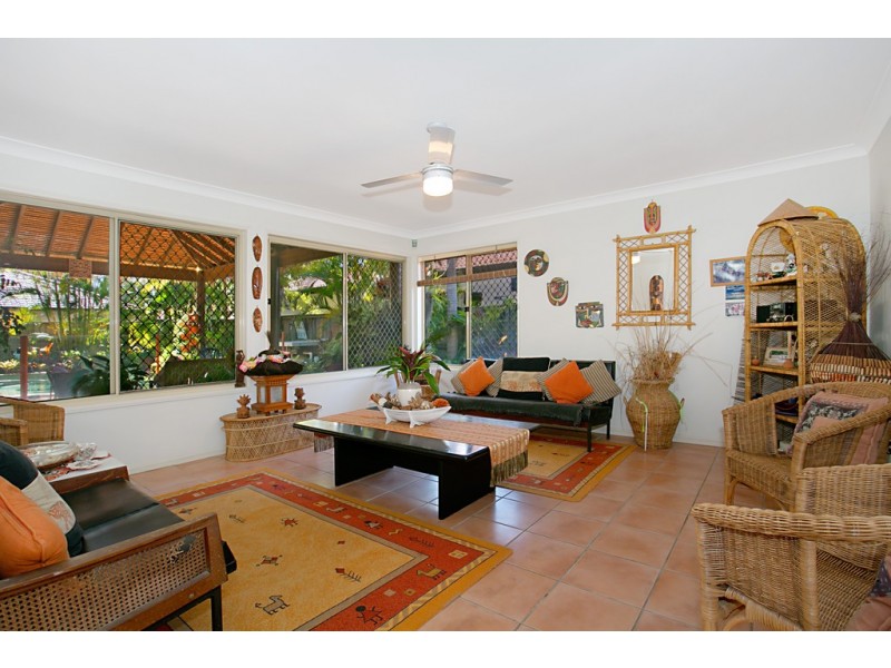 19 Lanai Drive, Burleigh Waters QLD 4220