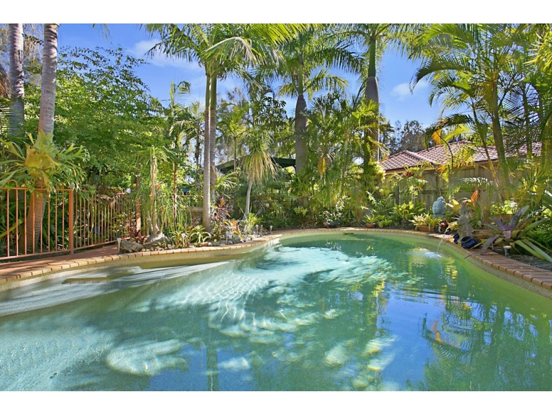 19 Lanai Drive, Burleigh Waters QLD 4220
