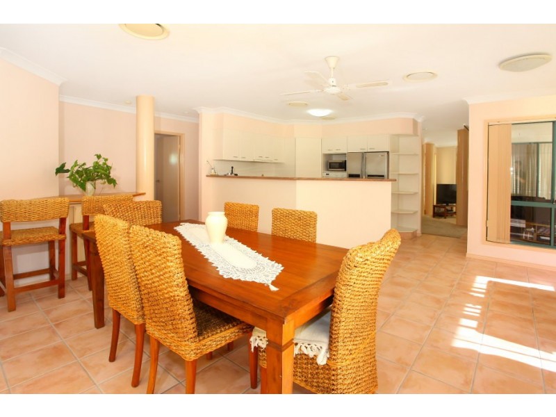 37 Concord Cct, Robina QLD 4226