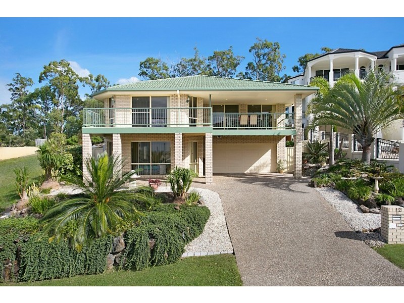 12 Chevron Rise, Highland Park QLD 4211