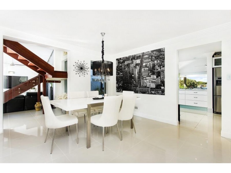 68 Fitzwilliam Street, Carrara QLD 4211