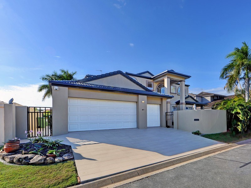 67 ‘Surfers Waters’ 40 Cotlew Street East, Southport QLD 4215