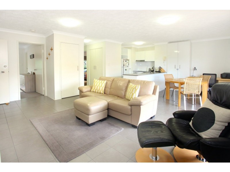 39 ‘Waverley Apartments’ 16 Waverley Street, Southport QLD 4215