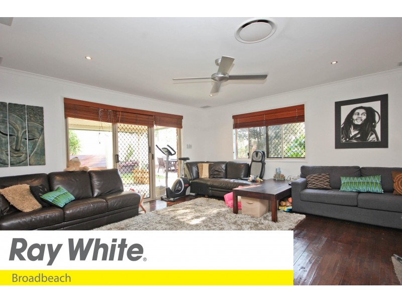 11 Correa Court, Elanora QLD 4221