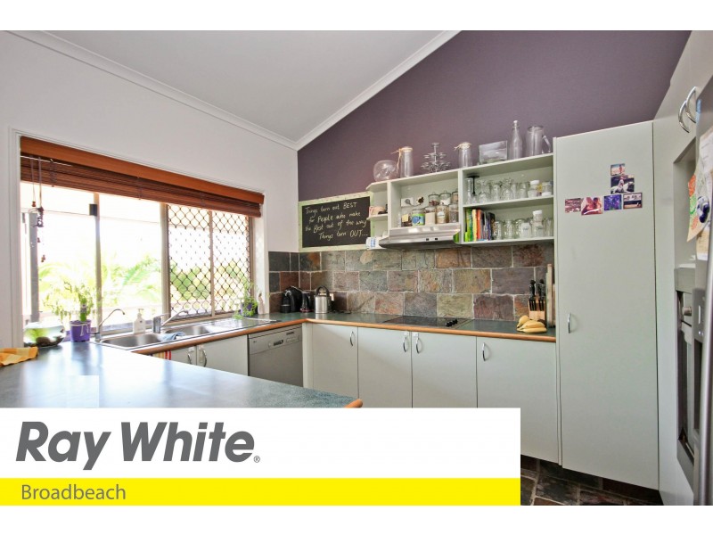 11 Correa Court, Elanora QLD 4221