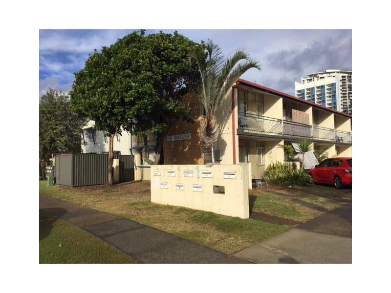 3/183 Old Burleigh Rd, Broadbeach QLD 4218
