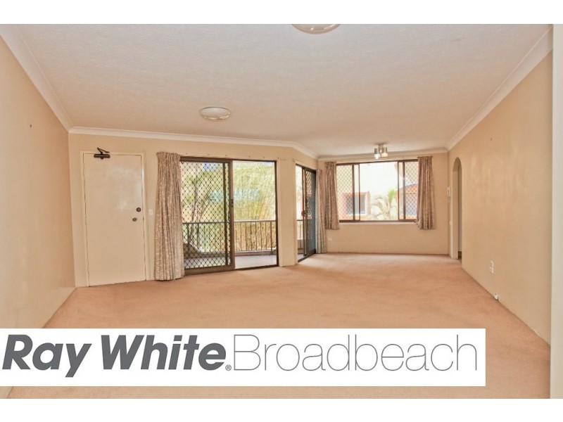 4/8 Queensland Ave, Broadbeach QLD 4218