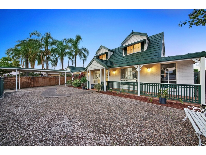 3 Darnay Road, Broadbeach Waters QLD 4218