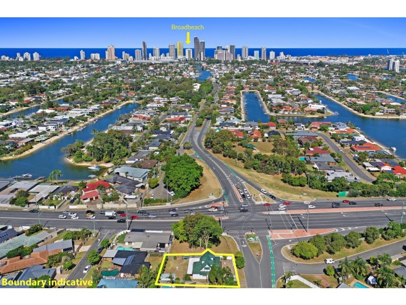 3 Darnay Road, Broadbeach Waters QLD 4218