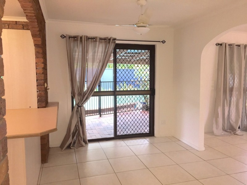 11 St Petersburg Place, Nerang QLD 4211