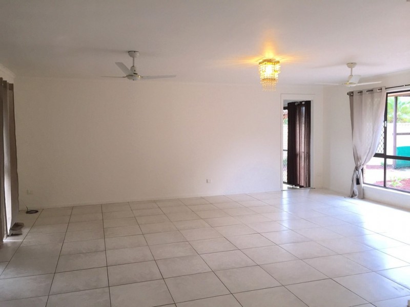 11 St Petersburg Place, Nerang QLD 4211