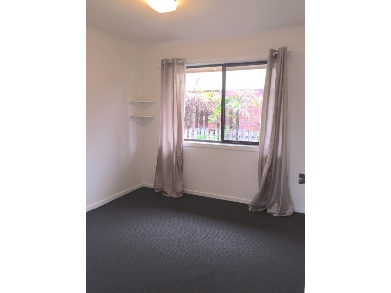 11 St Petersburg Place, Nerang QLD 4211