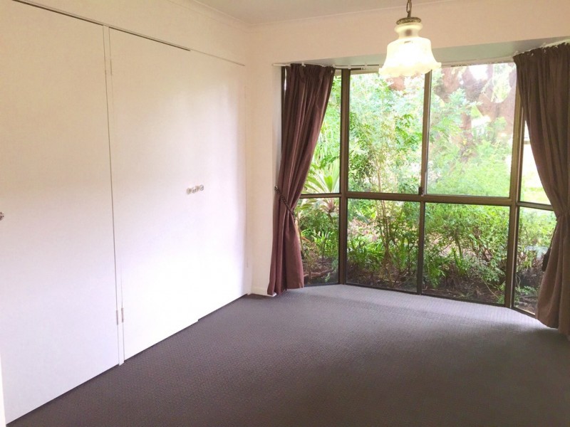 11 St Petersburg Place, Nerang QLD 4211