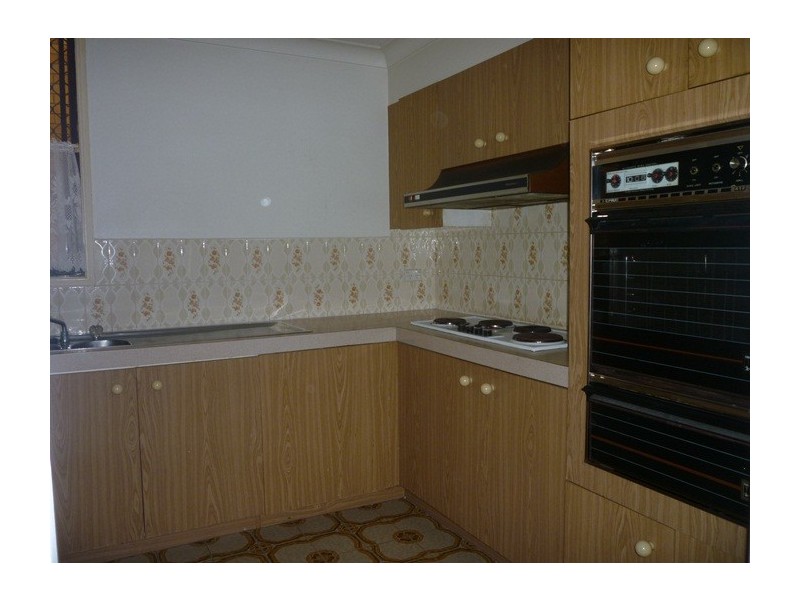 2/137 Old Burleigh Road, Broadbeach QLD 4218