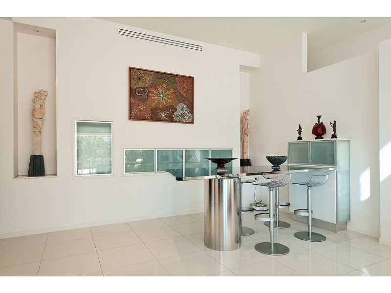 1022 Lakeview Terrace, Benowa QLD 4217