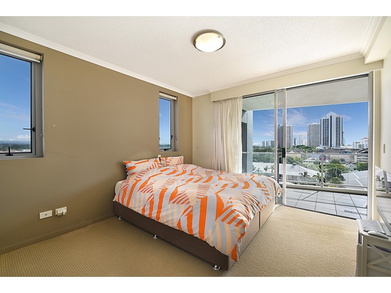 381 ‘Trilogy’ 21 Cypress Avenue, Surfers Paradise QLD 4217