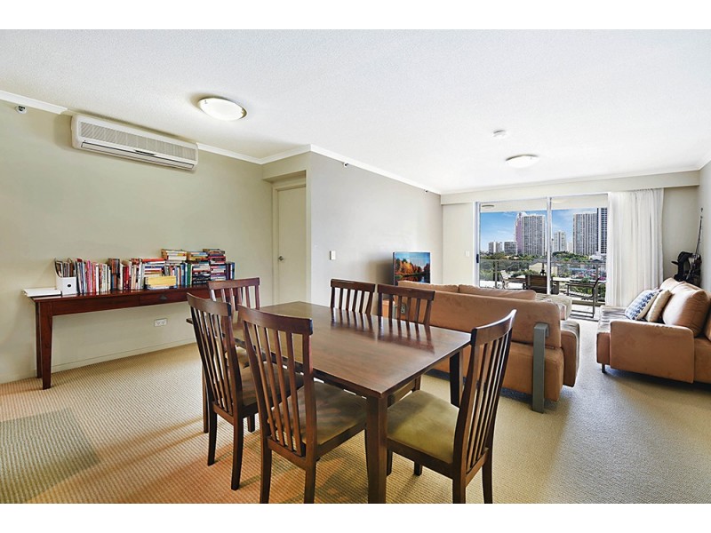 381 ‘Trilogy’ 21 Cypress Avenue, Surfers Paradise QLD 4217