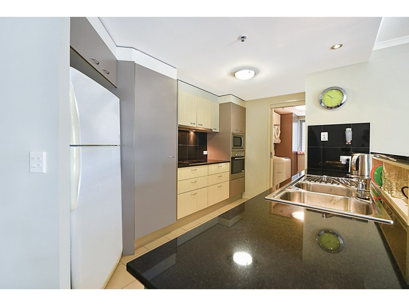 381 ‘Trilogy’ 21 Cypress Avenue, Surfers Paradise QLD 4217