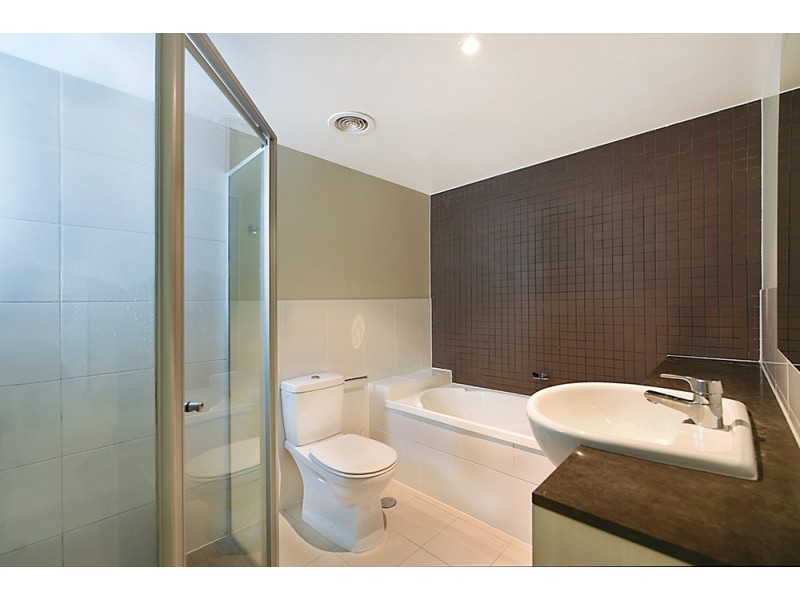 381 ‘Trilogy’ 21 Cypress Avenue, Surfers Paradise QLD 4217