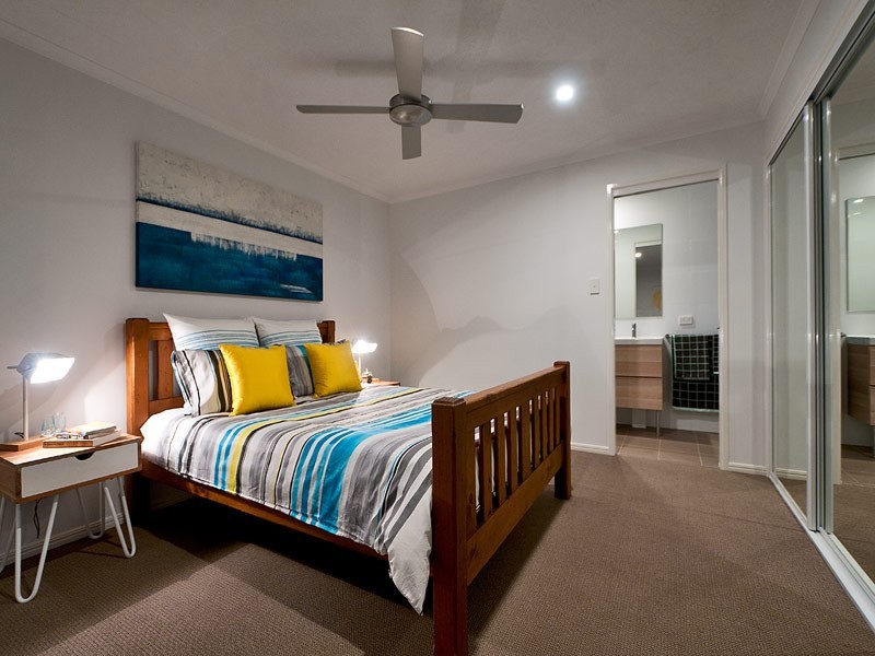 1 Winter Haven Key, Broadbeach Waters QLD 4218