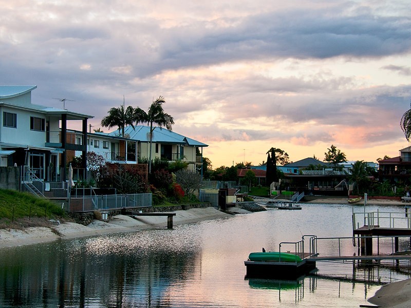 1 Winter Haven Key, Broadbeach Waters QLD 4218