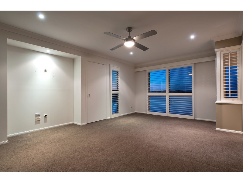 7 Clipper Blvd ”The Moorings”, Clear Island Waters QLD 4226