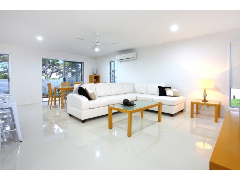 3 Hancox Place, Robina QLD 4226